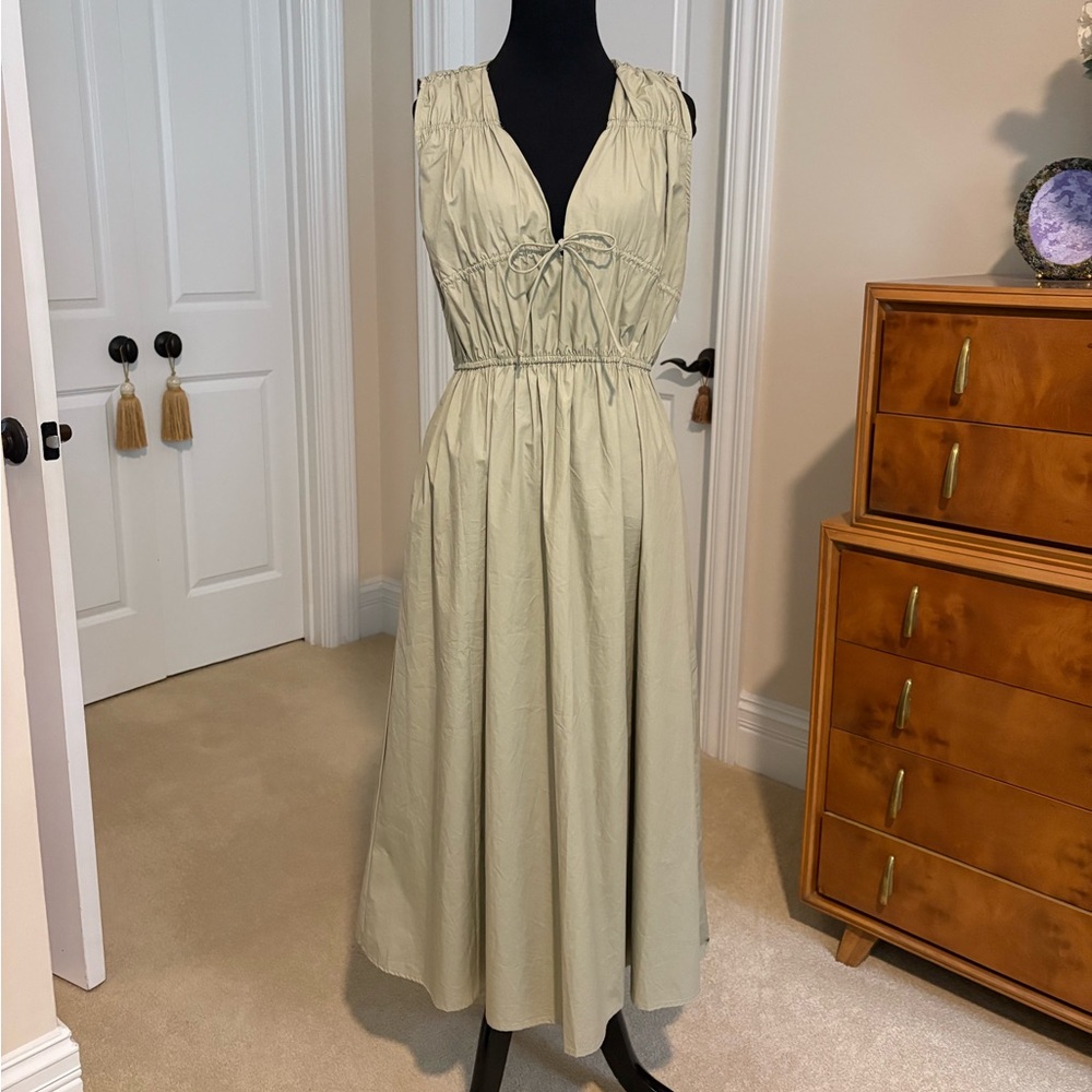 Mod Ref  Maxi Dress in Soft Sage Green